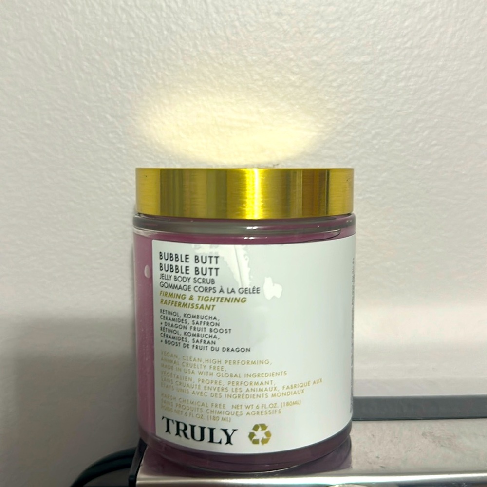 TRULY Bubble Butt Jelly Body Scrub